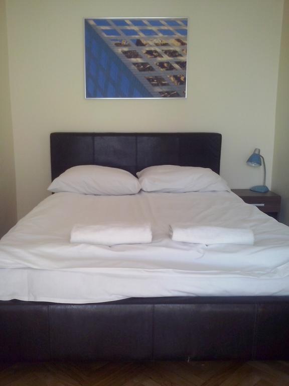 דירות קרקוב Apartament Familia מראה חיצוני תמונה
